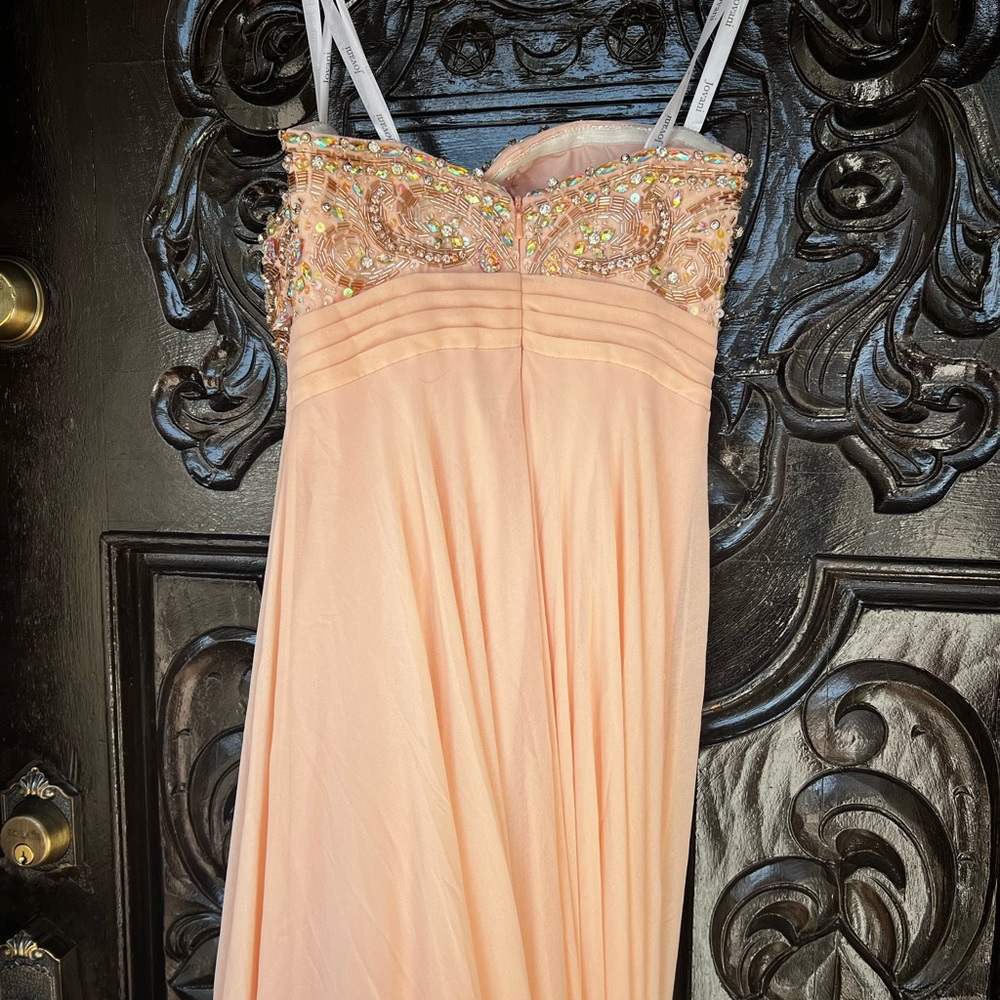 Jvn peach gown - Picture 5 of 6